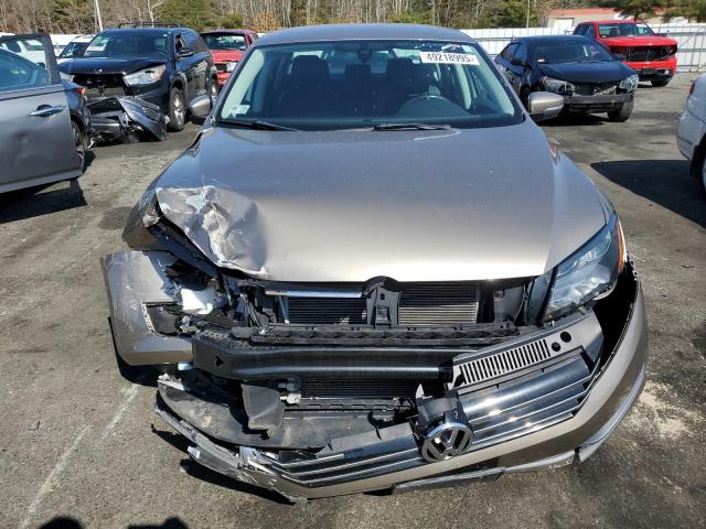 2015 VOLKSWAGEN PASSAT S - 1VWAT7A33FC103074