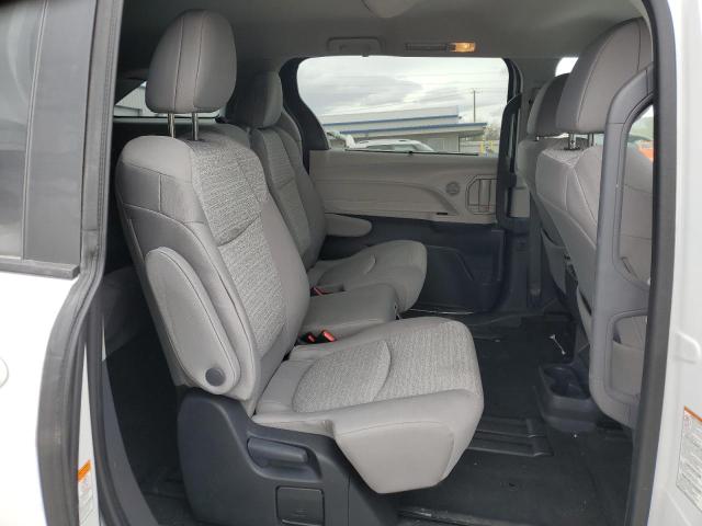 2023 TOYOTA SIENNA LE - 5TDKRKEC6PS159898