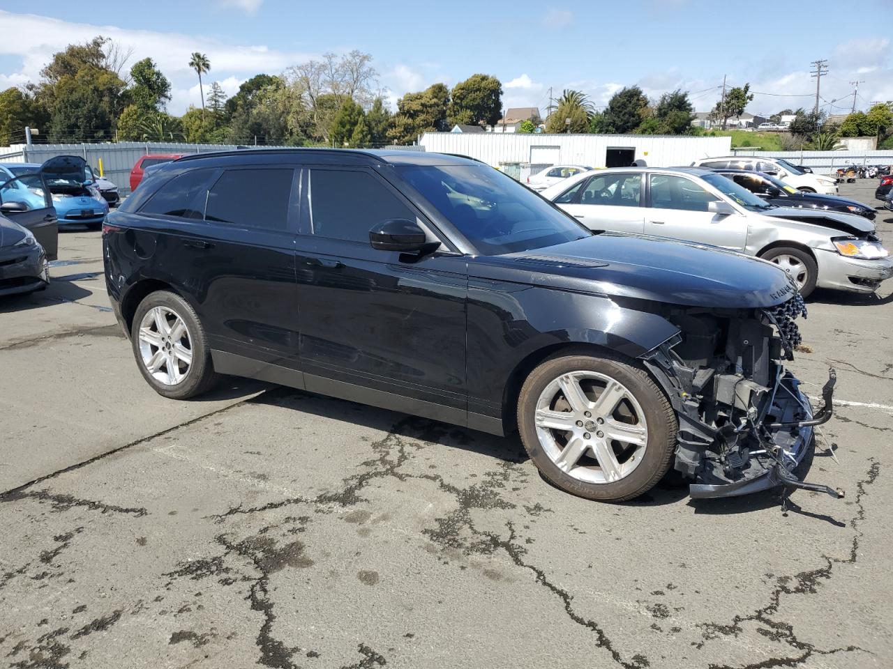 LAND ROVER RANGE ROVER R-DYNAMIC SE