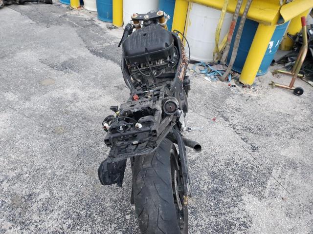 2003 SUZUKI GSX-R1000 - JS1GT75A332107451
