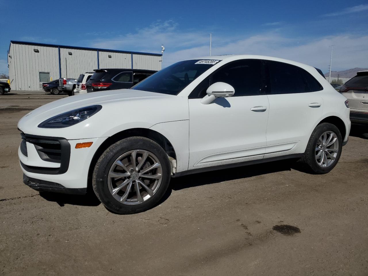 PORSCHE MACAN BASE