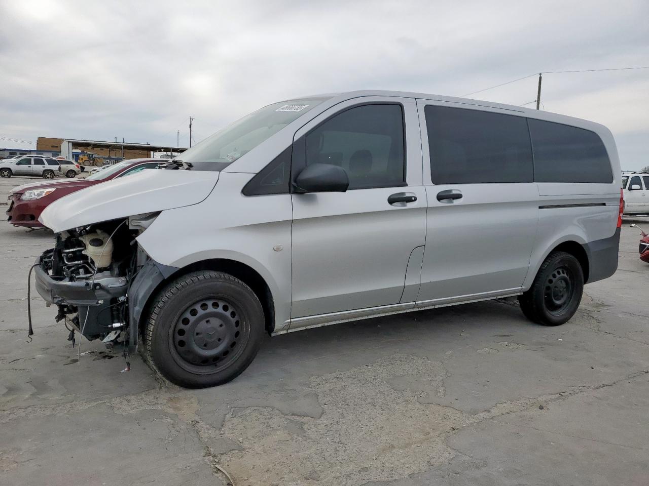 MERCEDES-BENZ METRIS