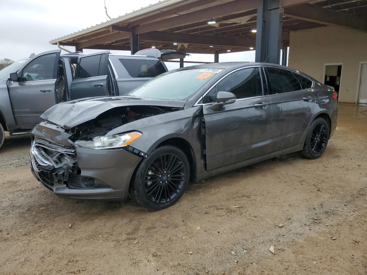 FORD FUSION SE