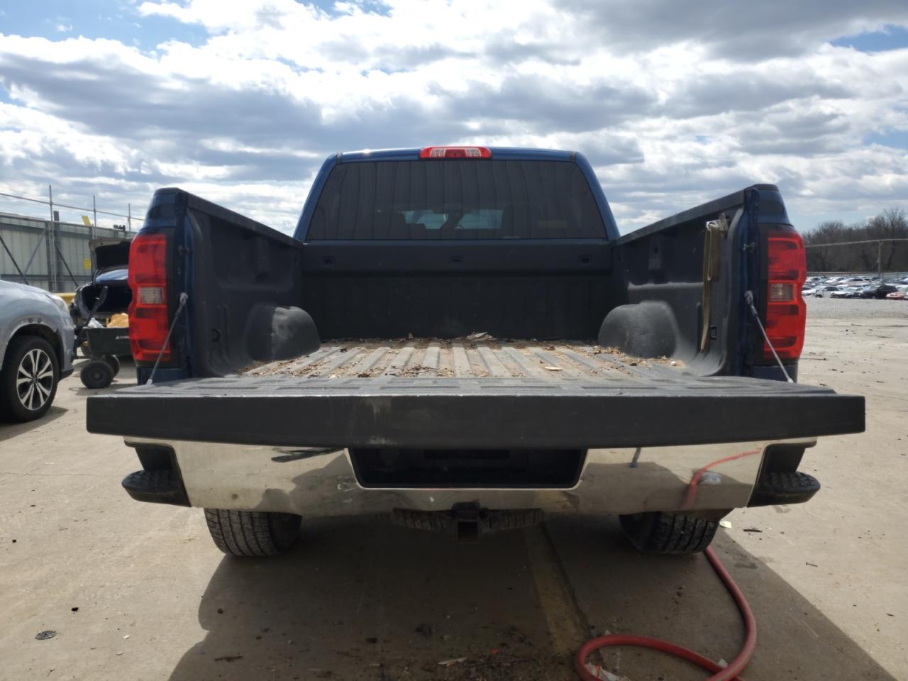 CHEVROLET SILVERADO K1500 LT