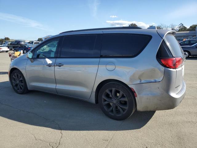 Vin: 2c4rc1eg7jr198268, lot: 49513535, chrysler pacifica touring l plus 20182