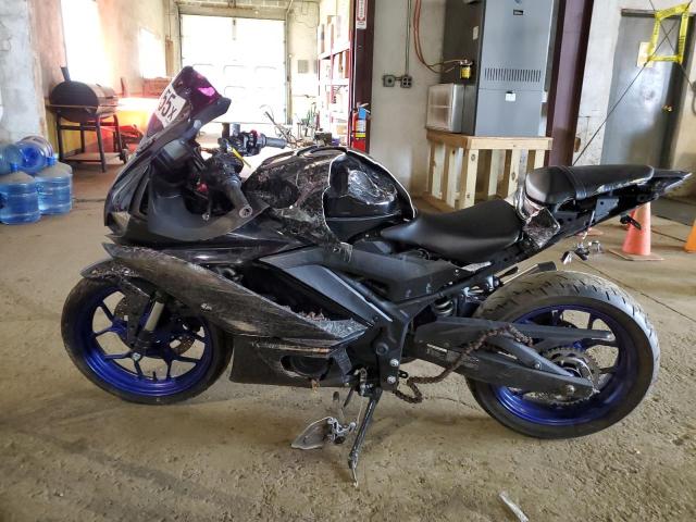 2023 YAMAHA YZFR3 A MH3RH18Y8PK010694