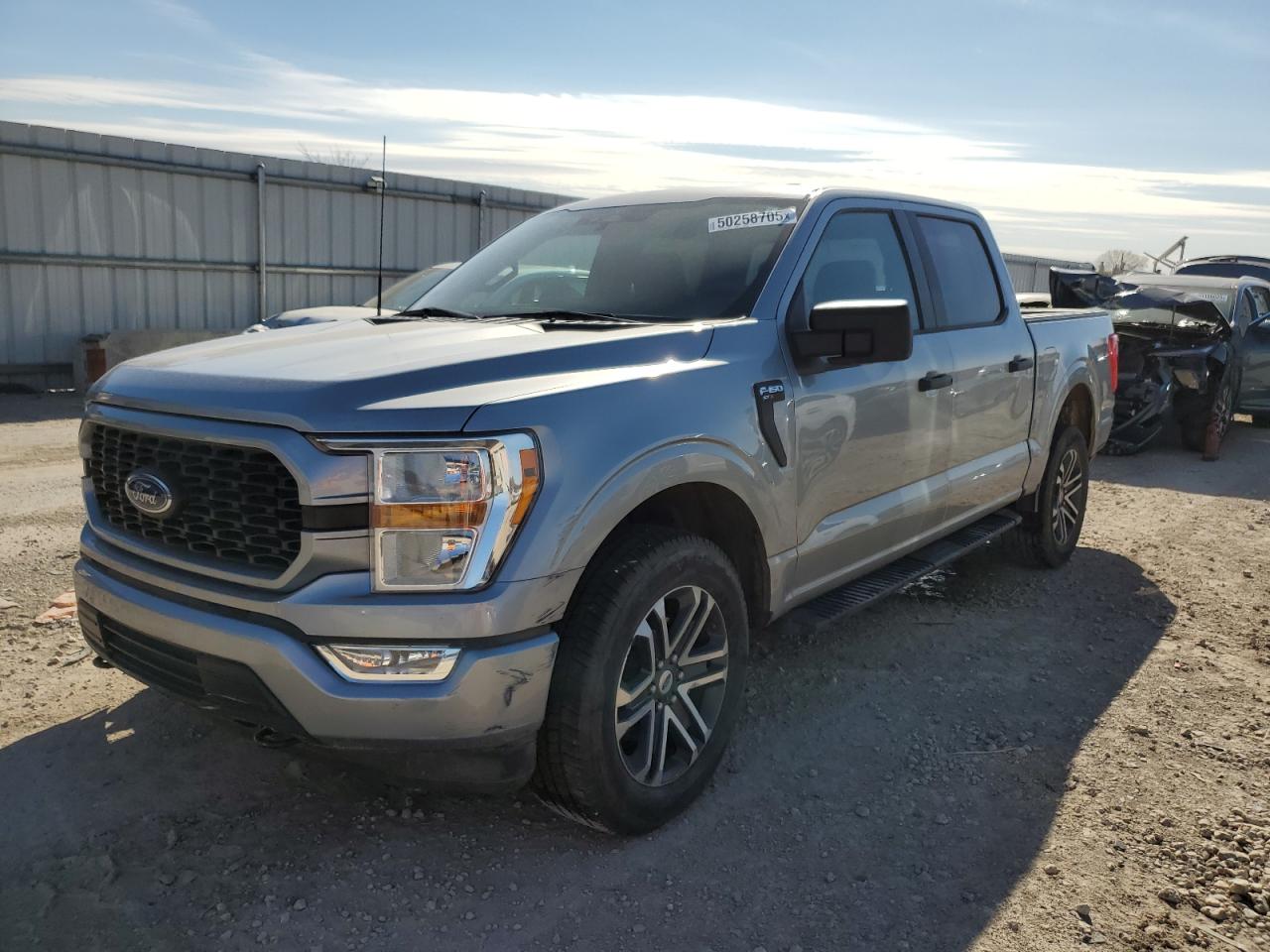 FORD F-150 SUPERCREW