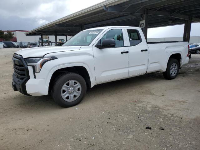 Vin: 5tfkb5cd4rx001865, lot: 50918745, toyota tundra double cab sr 2024 img_1