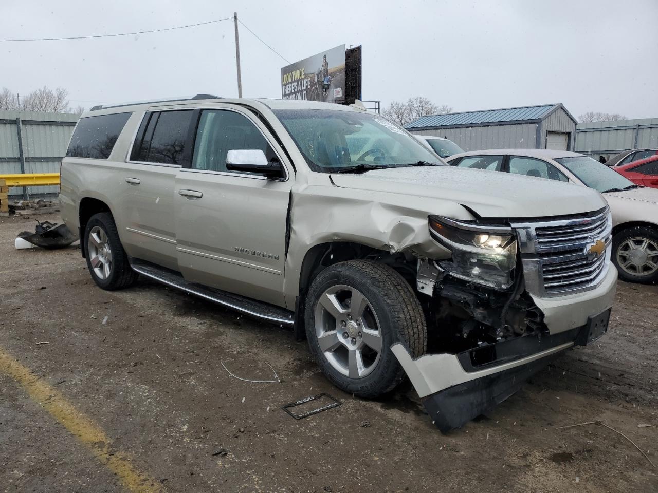 CHEVROLET SUBURBAN 2017