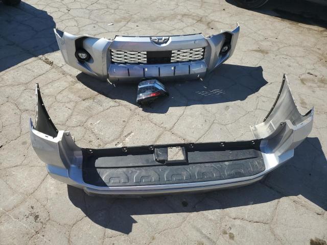 2022 TOYOTA 4RUNNER SR - JTERU5JR7N6008778