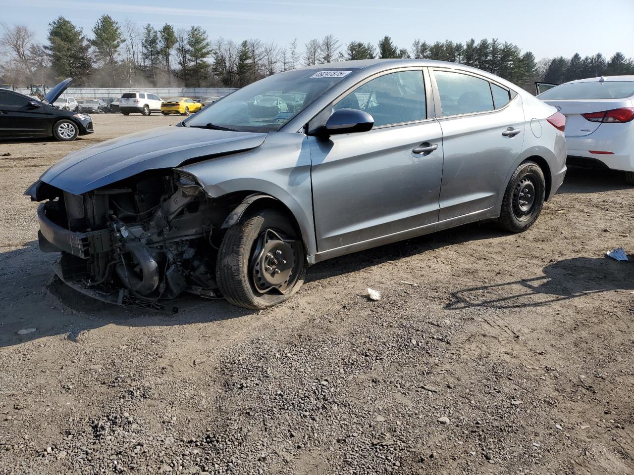 HYUNDAI ELANTRA SE