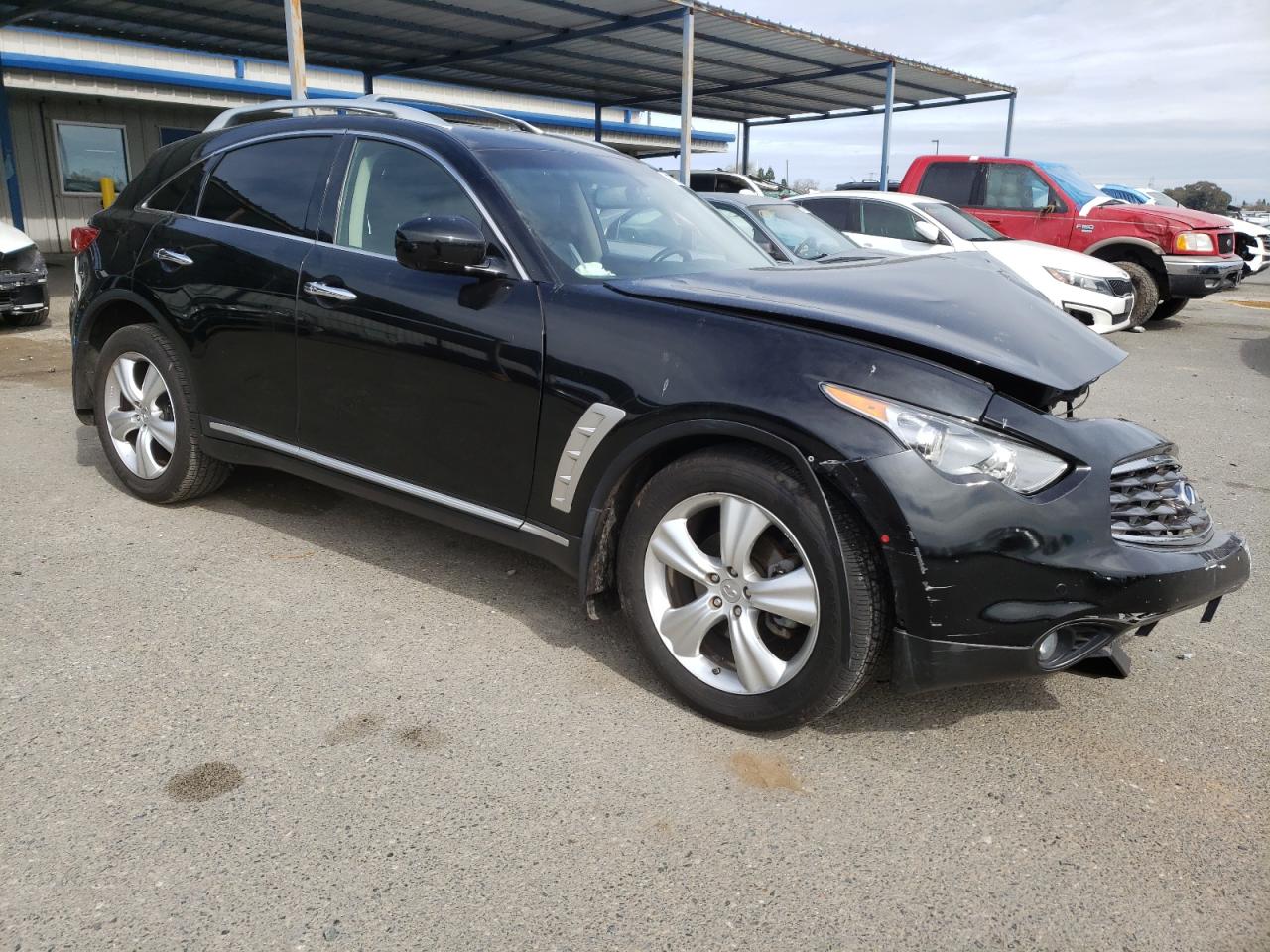 INFINITI FX35