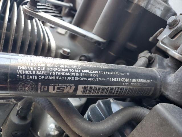 2011 HARLEY-DAVIDSON FLHX 1HD1KBM10BB658694
