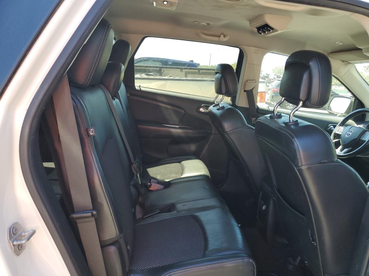 DODGE JOURNEY CROSSROAD