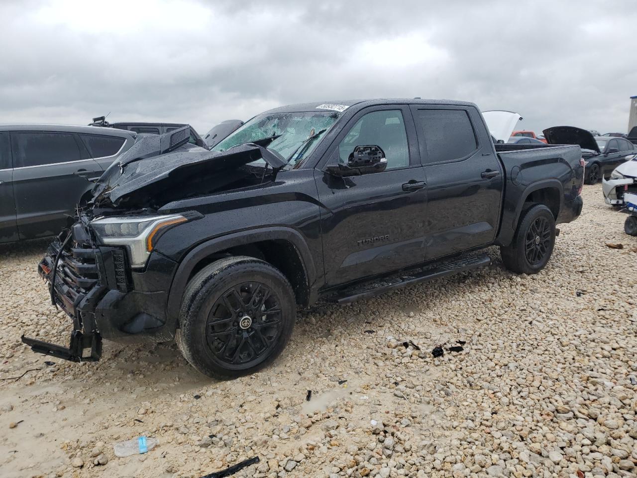 TOYOTA TUNDRA CREWMAX LIMITED