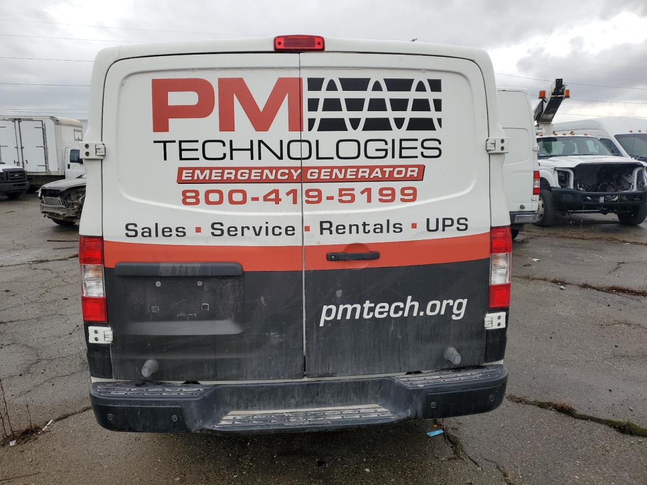 NISSAN NV2500 2500 S