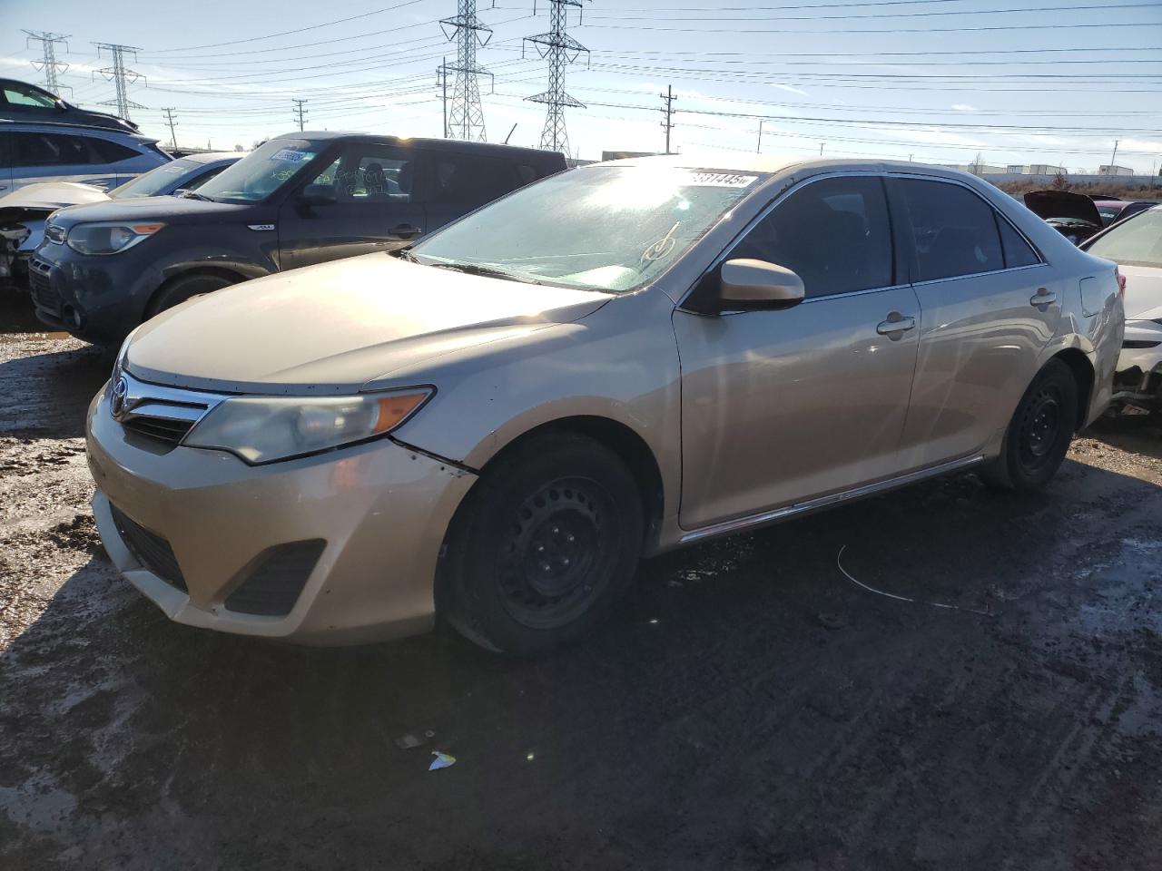 TOYOTA CAMRY BASE