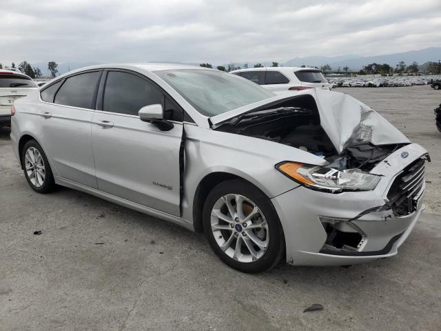 Vin: 3fa6p0lu6kr119961, lot: 51082995, ford fusion se 20194