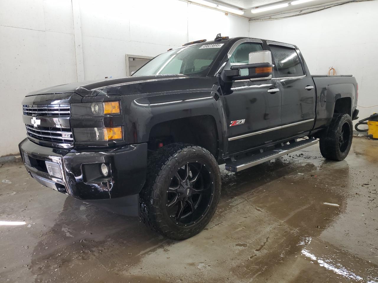 CHEVROLET SILVERADO K2500 HEAVY DUTY LTZ