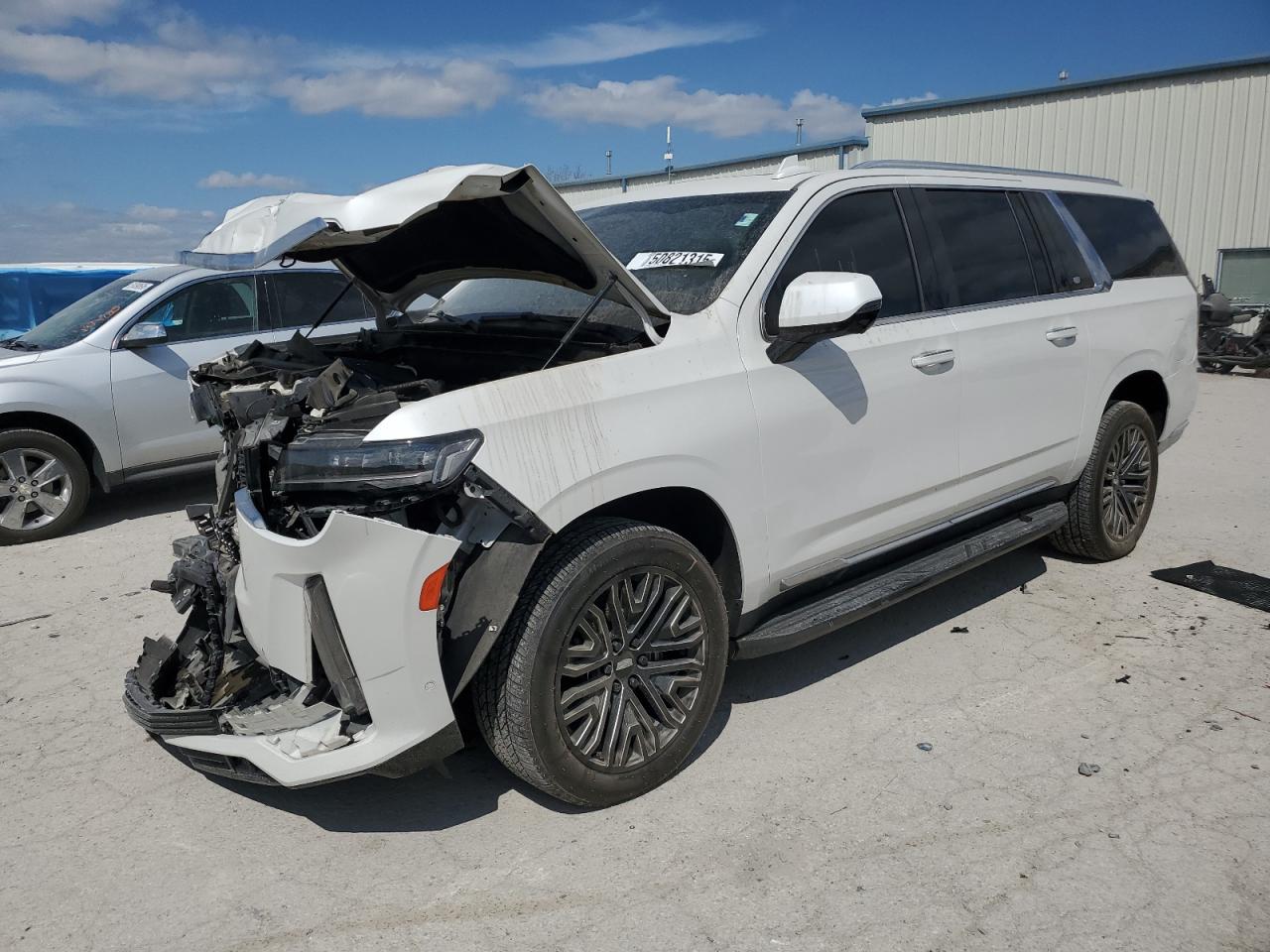CADILLAC ESCALADE ESV PREMIUM LUXURY