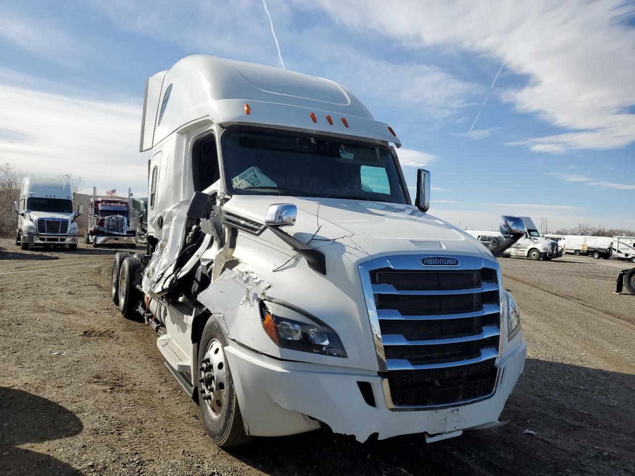 Lot #3218014879 2022 FREIGHTLINER CASCADIA 1
