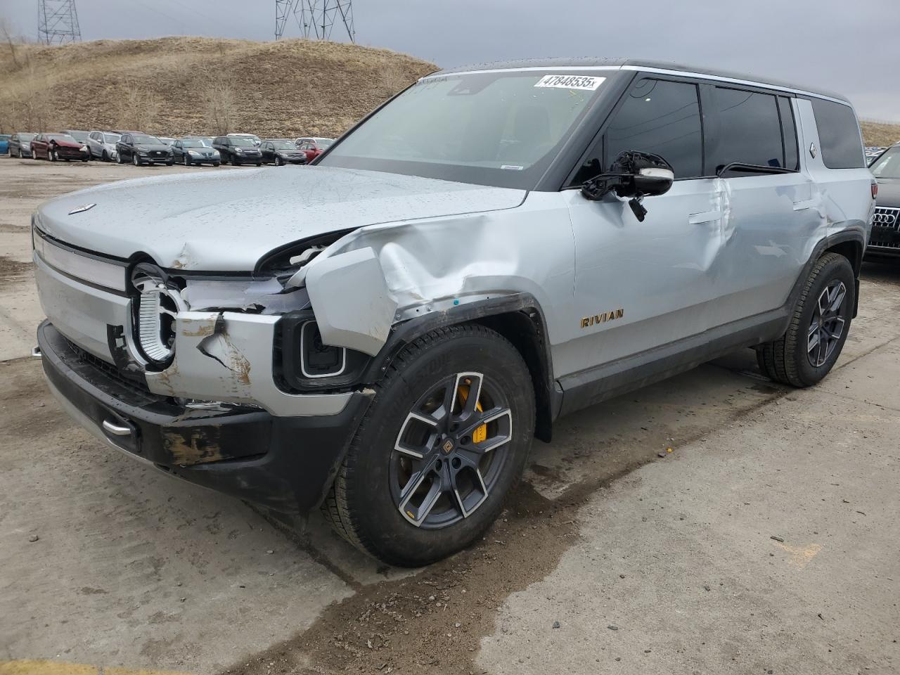 RIVIAN R1S ADVENTURE
