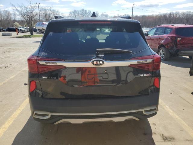 2021 KIA SELTOS SX KNDETCA21M7110826