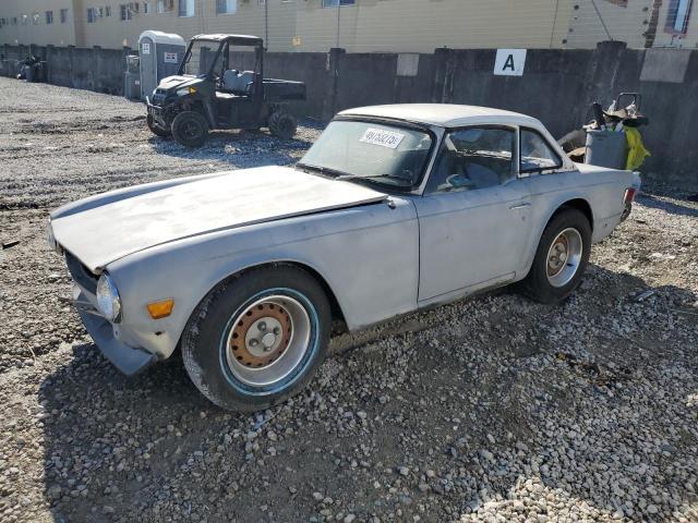 TRIUMPH CAR TR6 1976 white   CP55800 photo #1