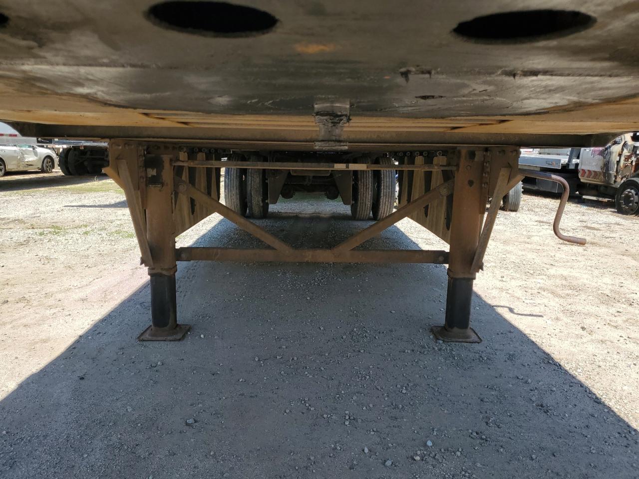 Lot #3118091406 2007 WABASH TRAILER