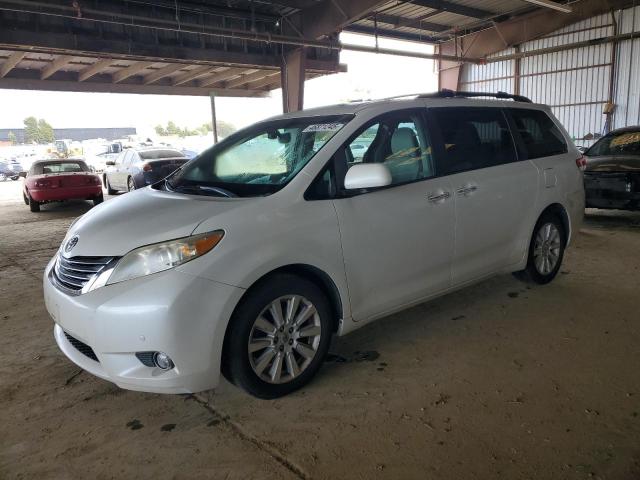 TOYOTA SIENNA XLE