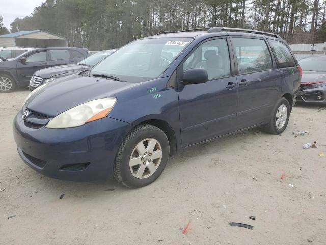 TOYOTA SIENNA CE