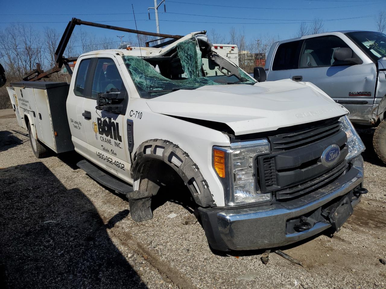 FORD F-550 SUPER DUTY