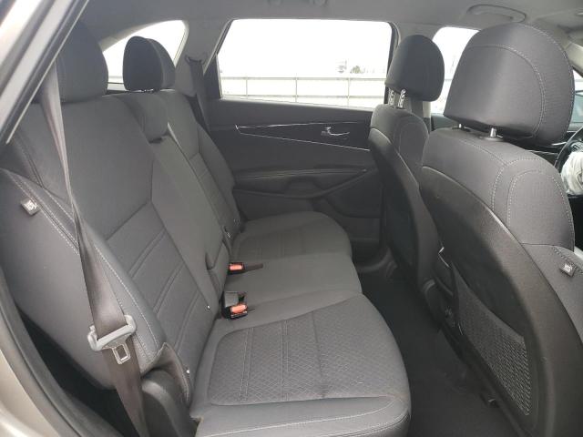 2017 KIA SORENTO LX - 5XYPG4A31HG262531