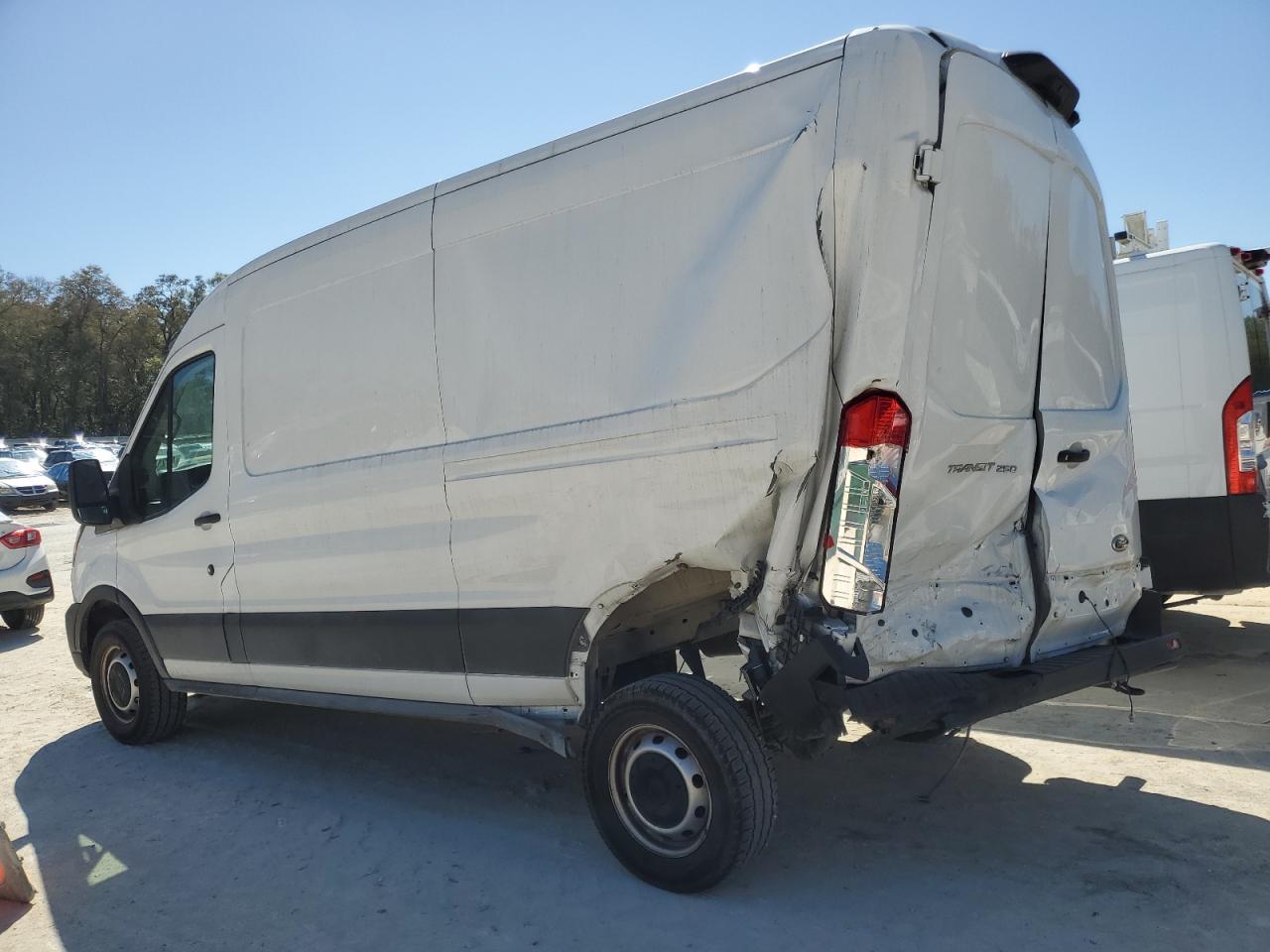 FORD TRANSIT T-250