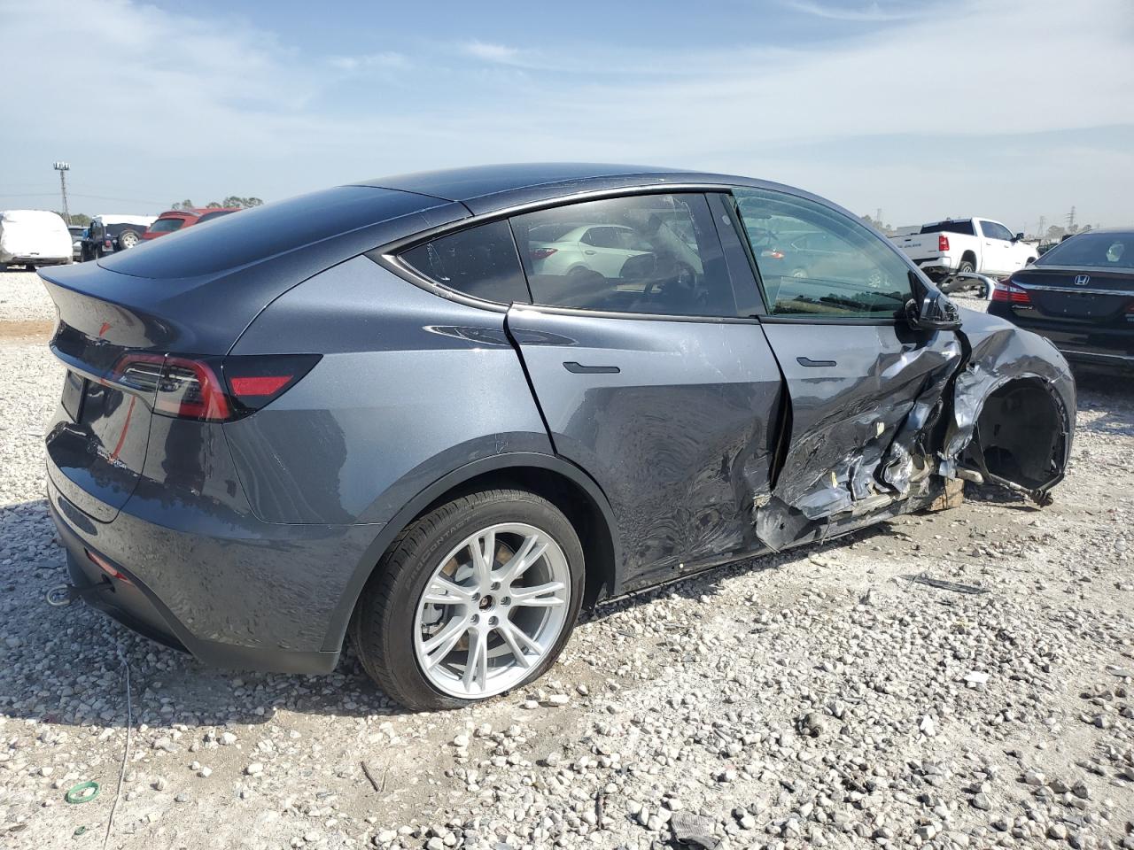 Tesla Model y 2023