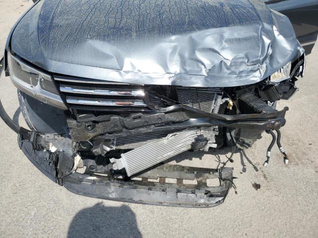 2018 VOLKSWAGEN TIGUAN SE - 3VV3B7AX5JM092380