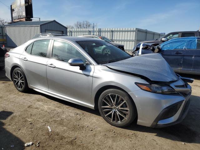 Vin: 4t1g11ak6mu596016, lot: 49280945, toyota camry se 20214