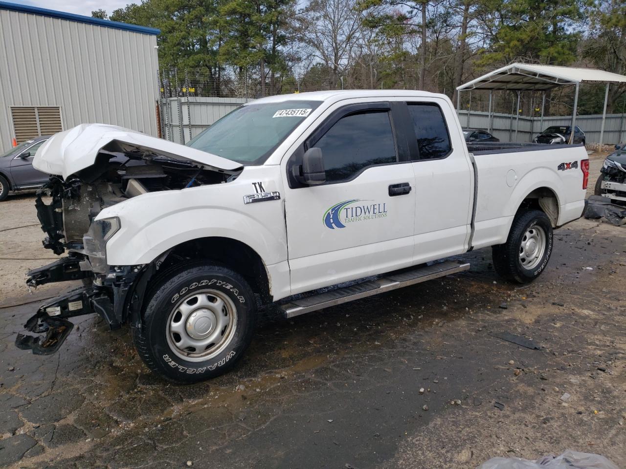 FORD F-150 SUPER CAB