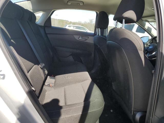 2021 KIA FORTE FE 3KPF24AD7ME277061