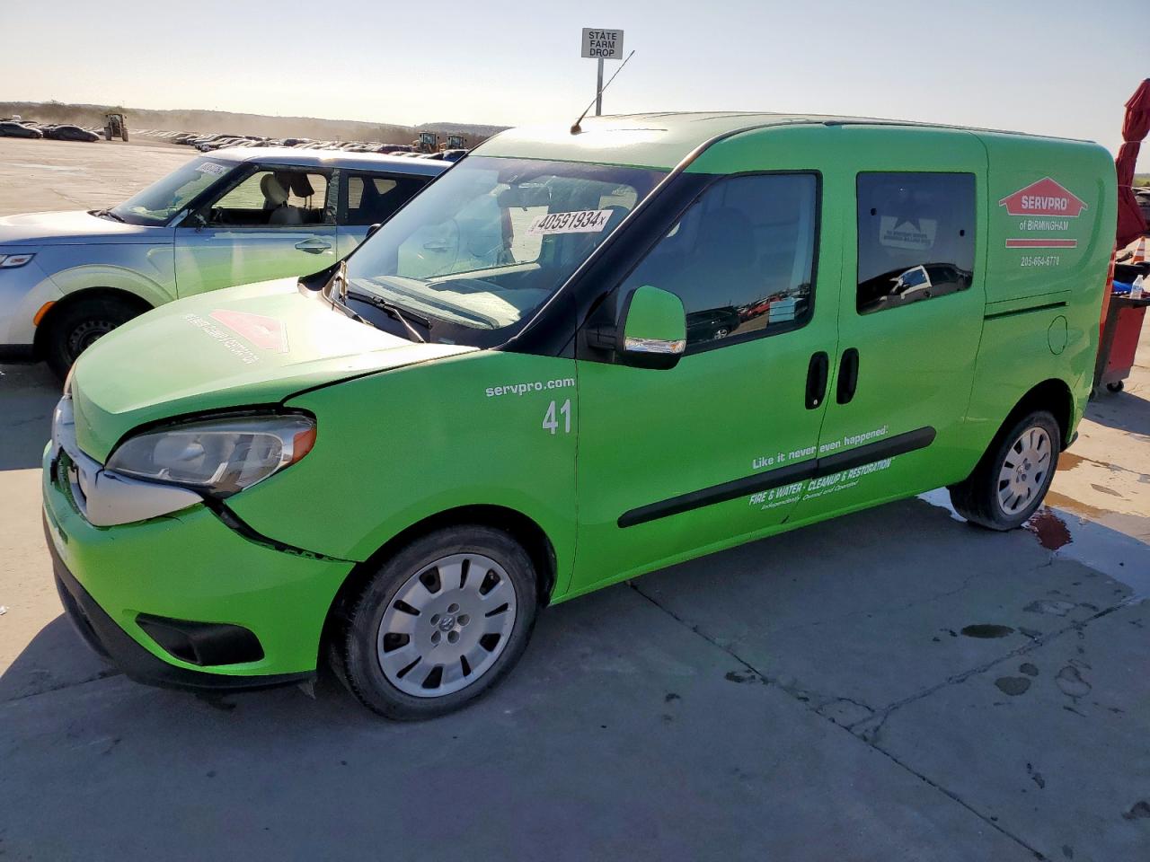 RAM PROMASTER SLT