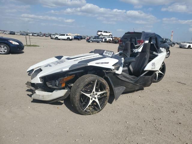 POLARIS SLINGSHOT 2018 white  gas 57XAAPFA5J8129341 photo #1
