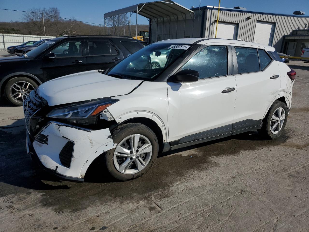 NISSAN KICKS S