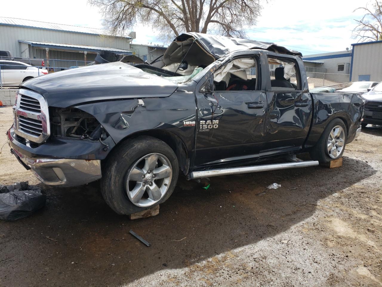 RAM 1500 SLT