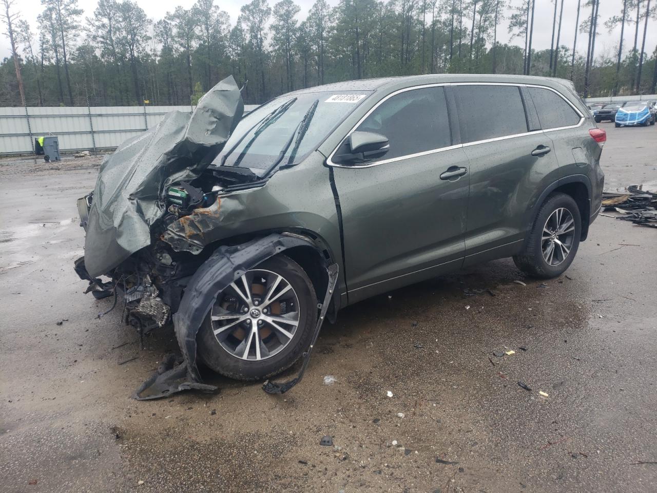 TOYOTA HIGHLANDER LE