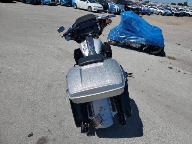 2015 HARLEY-DAVIDSON FLHXSE CVO 1HD1PXN10FB954768