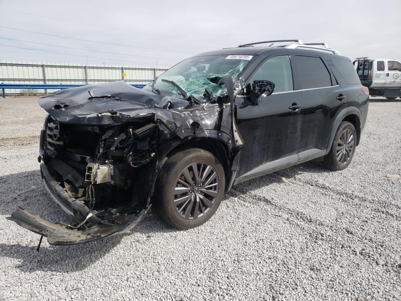 NISSAN PATHFINDER SL