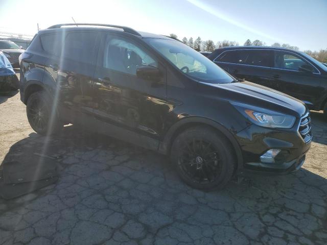 Vin: 1fmcu9gd6hud55852, lot: 49470155, ford escape se 20174