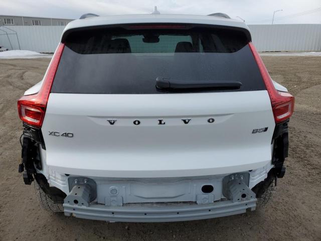 2025 VOLVO XC40 PLUS YV4L12UC3S2456203