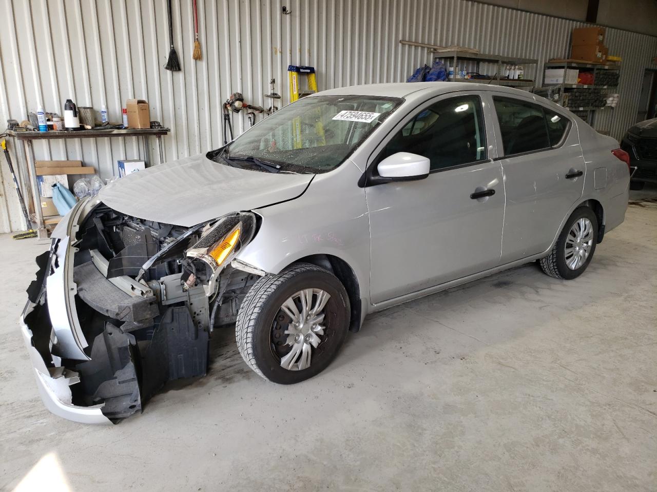 NISSAN VERSA S