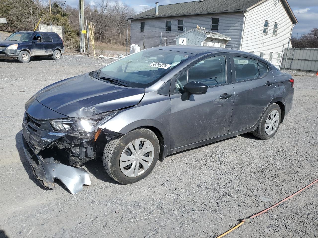 NISSAN VERSA S